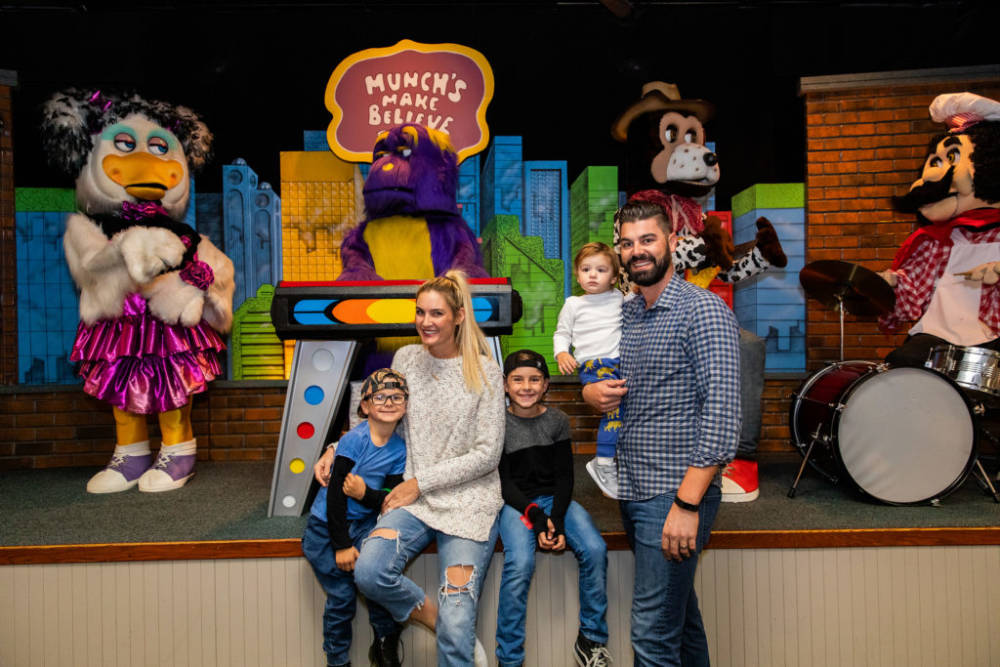 A family photo in front if Munch's stage